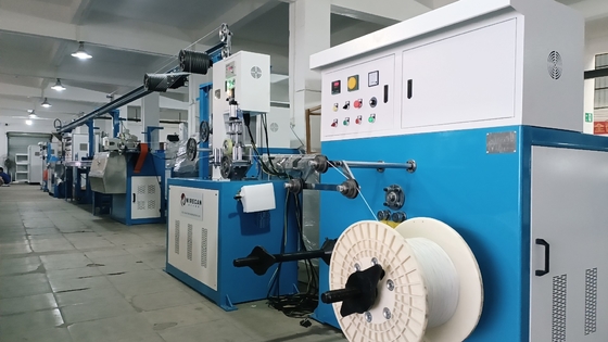 Máy làm dây cáp với tốc độ và độ căng có thể điều chỉnh
